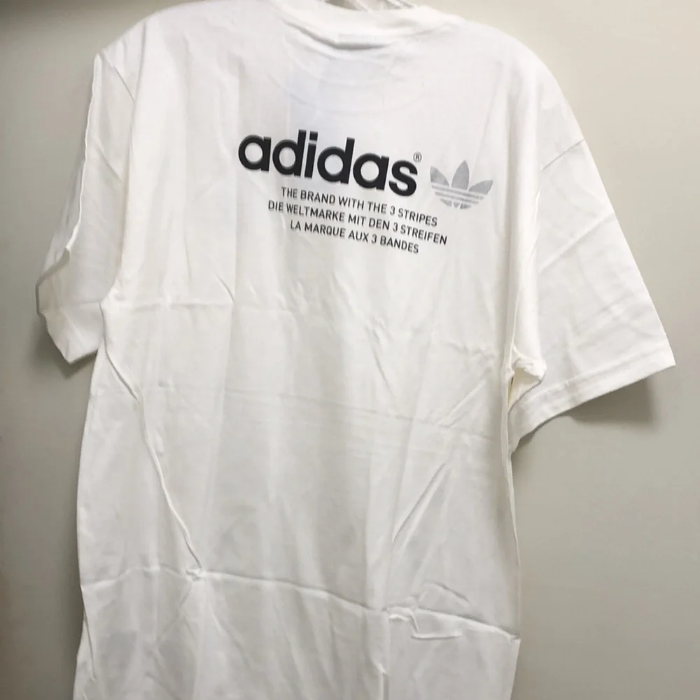 Adidas White Short Sleeve Tee Classic Crew Neck